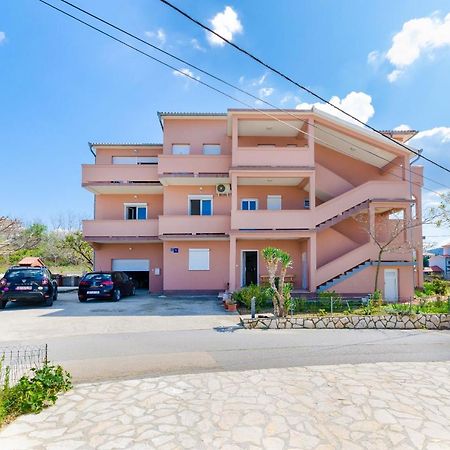 Apartments And Room Ljubica Lopar Dış mekan fotoğraf