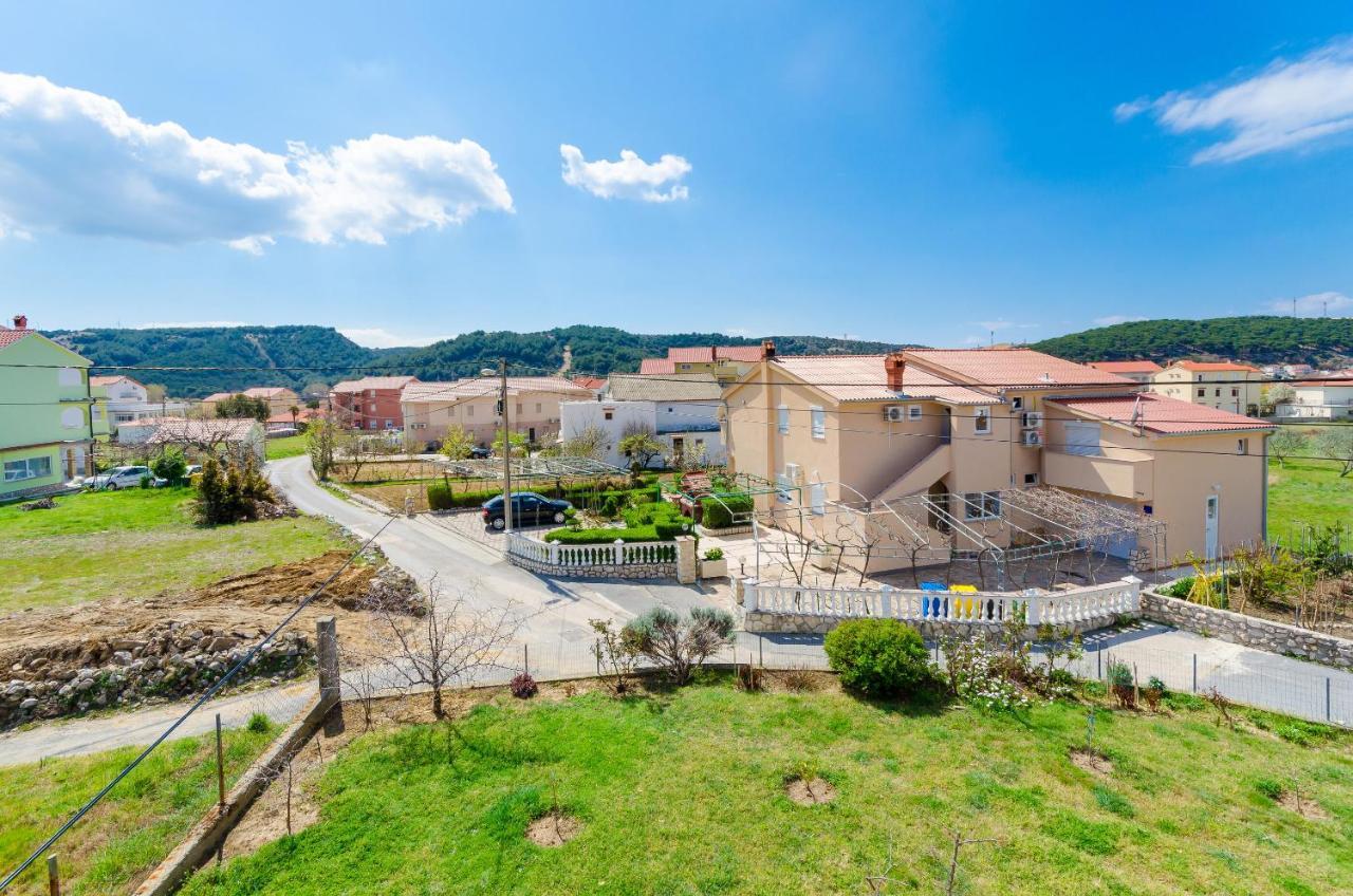 Apartments And Room Ljubica Lopar Dış mekan fotoğraf