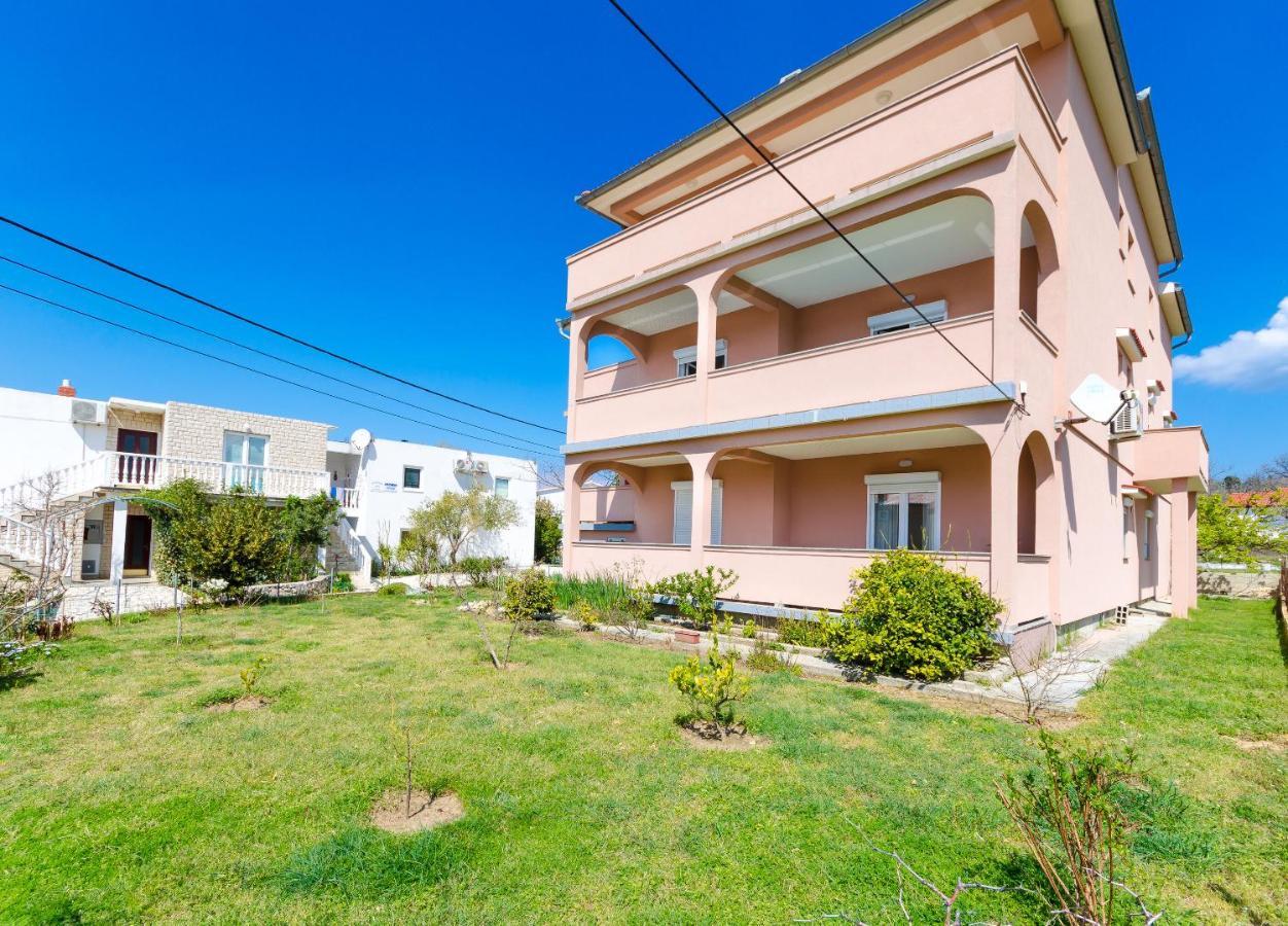 Apartments And Room Ljubica Lopar Dış mekan fotoğraf