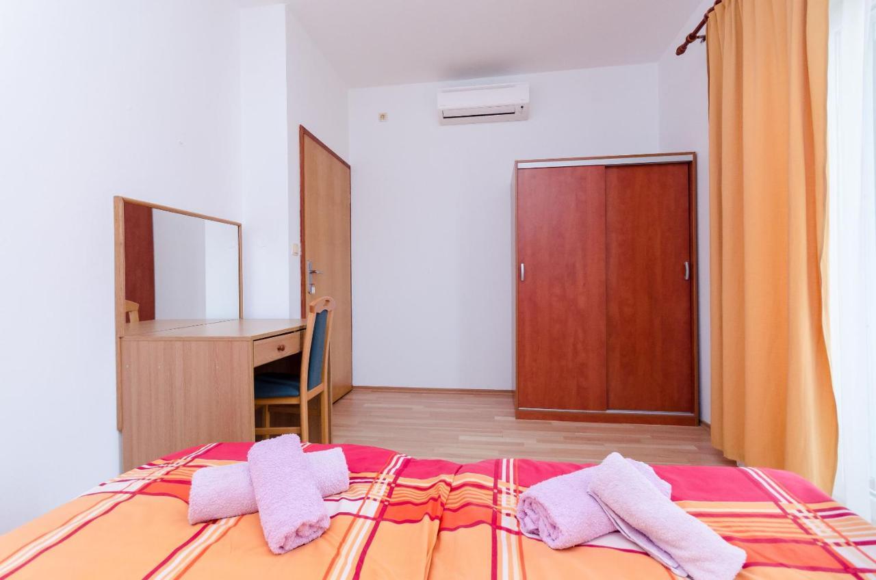 Apartments And Room Ljubica Lopar Dış mekan fotoğraf