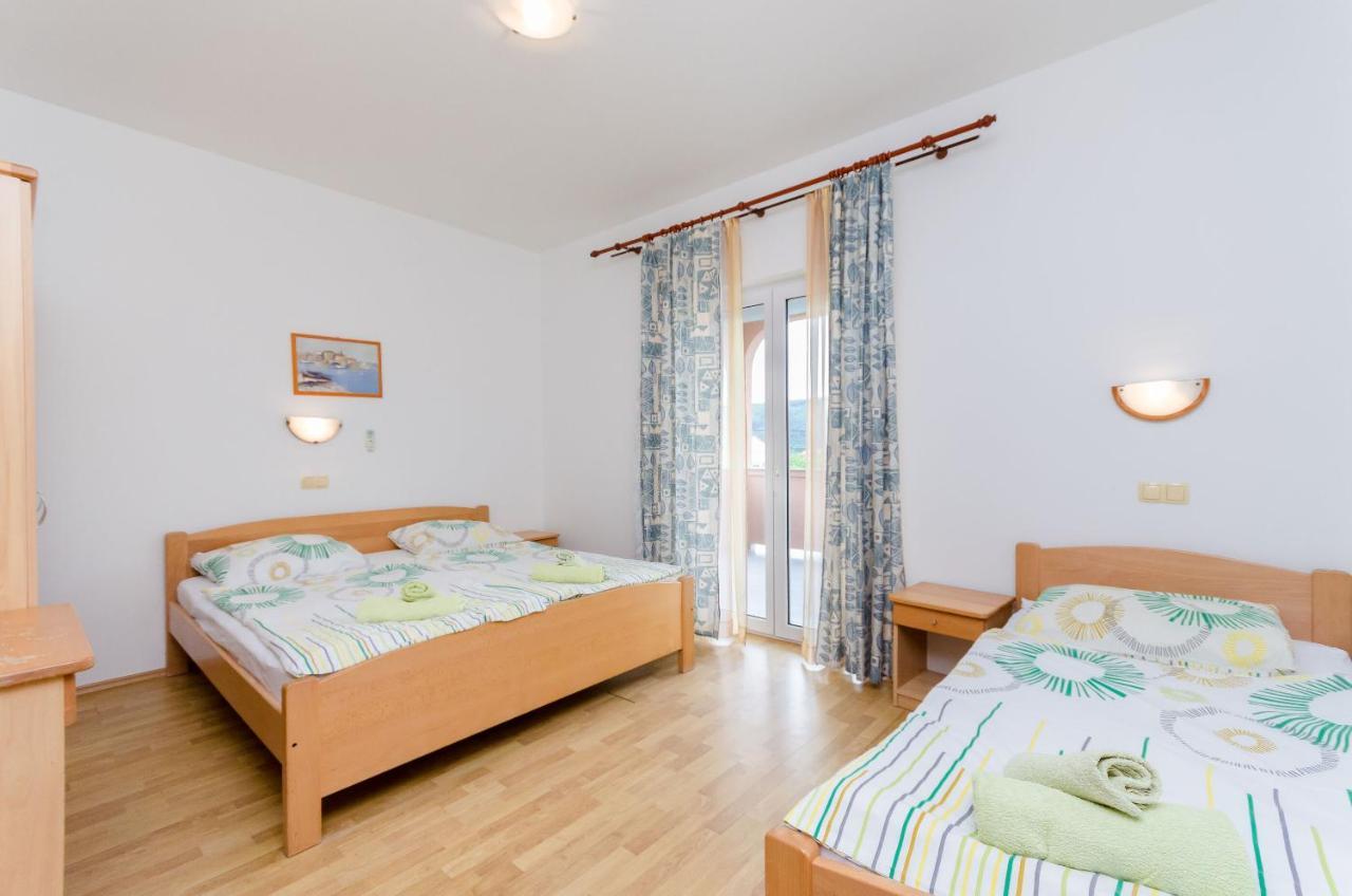 Apartments And Room Ljubica Lopar Dış mekan fotoğraf